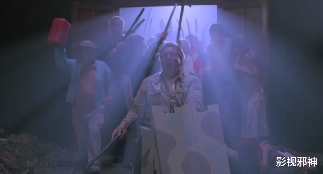 古早版「林中小屋」,尺度逆天