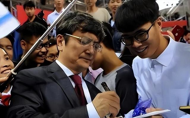 这四位“不靠谱”的专家,公然在央视“忽悠”28年,至今仍爆火