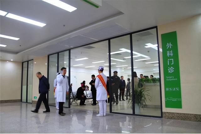 普通人活到几岁是长寿?医生:别太贪心,活到这个岁数就很幸福了