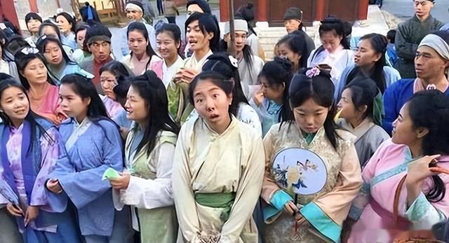 横店的“秘密”:懒汉遍地、剧组夫妻,替身一天挣3000元