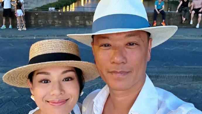 胡杏儿18年后重游佛罗伦萨，带着老公一起，寻找《冲上云霄》足迹