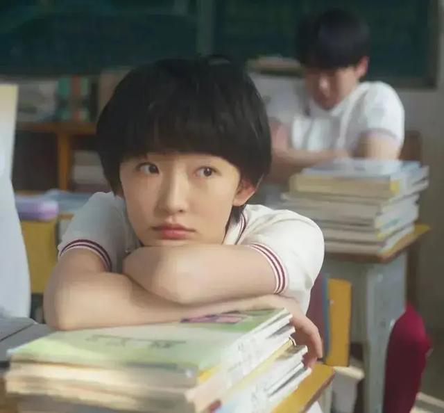 《四方馆》热度飙升,古装首秀的她实在太美,成最特别的95花