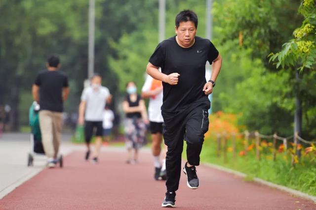 挥汗如雨锻炼完，体重反而胖两斤？一个细节没注意，越练越肥！