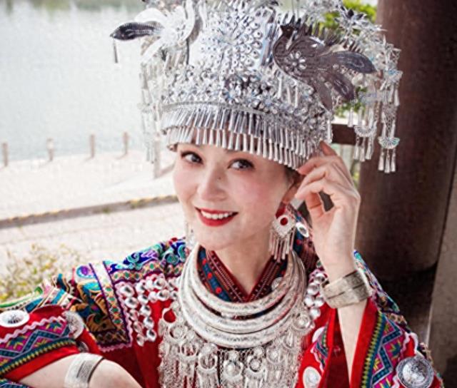 她是最干净的女演员，出道30年零绯闻，被神秘富商苦追10年才嫁！