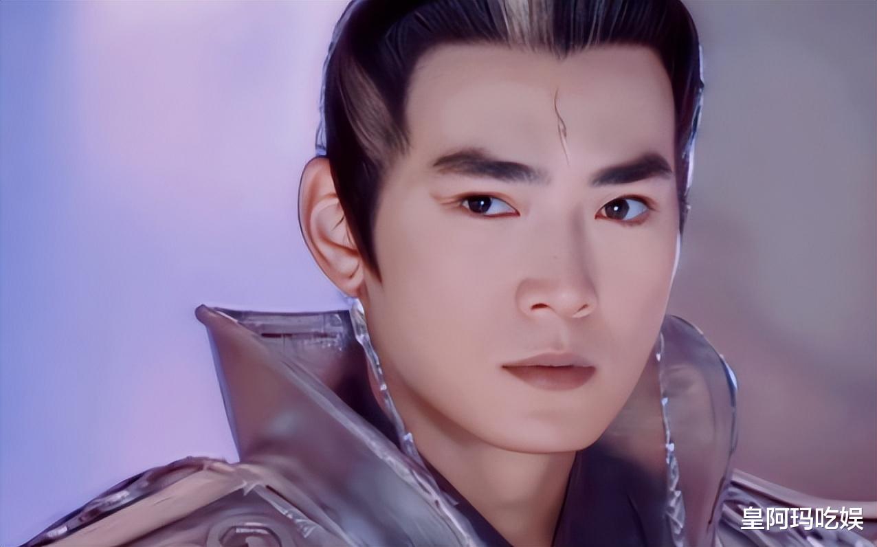 年轻时英俊潇洒，老了快要认不出来，这4位男明星花期太短了