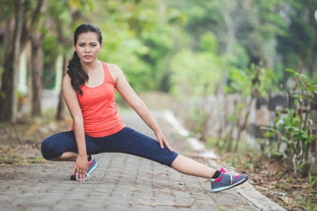 这两种运动可帮你显著改善皮肤衰老，特别是长时间坐着的中年女性