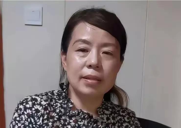 许妈人设再遭质疑，质疑者找缺点方式引热议