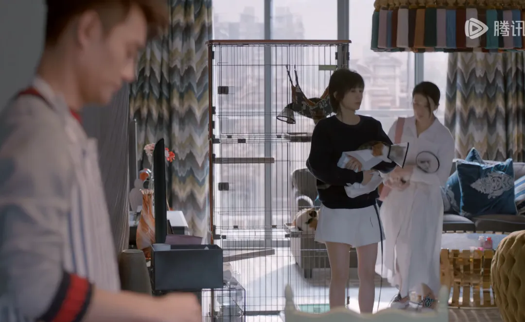 《欢乐颂》：为什么赵医生没有嫌弃反而一脸宠溺求复合呢？