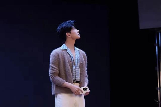 最帅男神重新洗牌,原生态帅哥登顶,李现第8林更新第6吴磊5肖战3