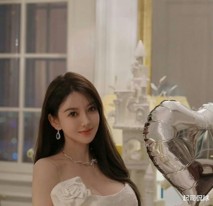 万万没想到，杨颖竟以这种方式，再次刷新大众对她的“固有认知”