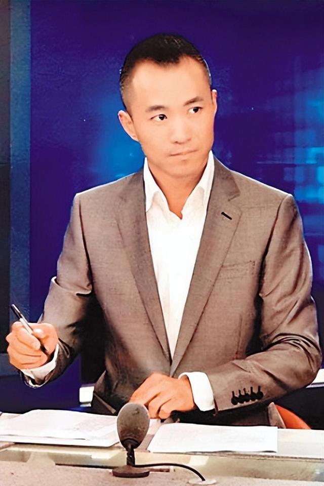 央视主持梁永斌:因蔡琴一句话丢了饭碗,又被曝耍大牌,今怎样了