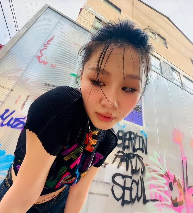 金靖孕期7月大变身，孕吐控糖难挡魅力，辣妈风采惊艳全网！