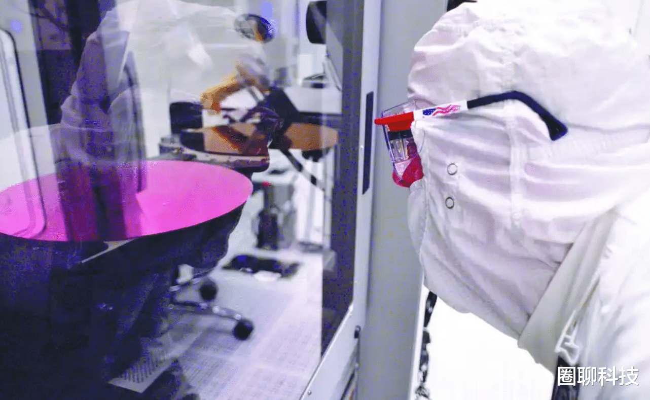 ?到手200亿美元后,英特尔开始“反悔”了,美政客发出了警示!