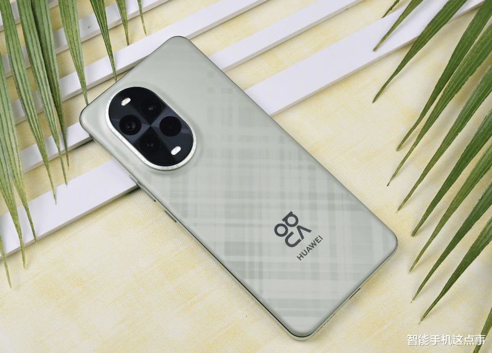 華為迎來三喜：鴻蒙5.0發布、公測升級名單清晰、Nova13系列發布！