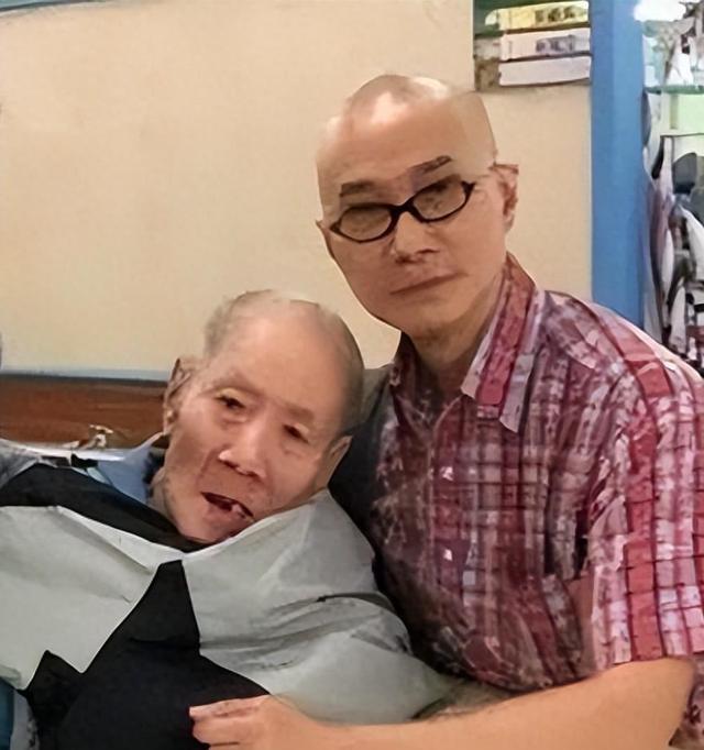 香港金牌配角黄虾病逝，享年76岁，中风入院晚年凄凉独居养老院