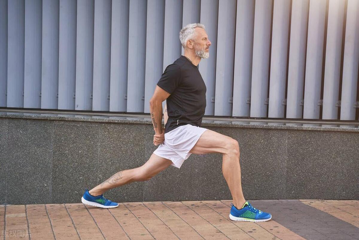 男人已到30岁，如何保持健壮的身体？做好四件事和三种运动