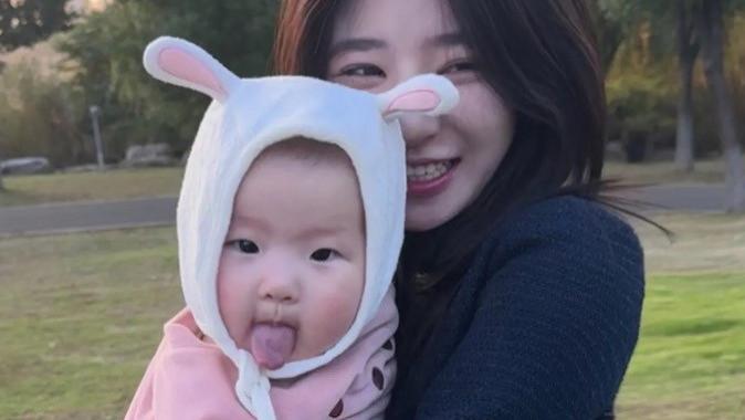 黄一鸣赢麻了？曝光和王思聪有关的5个核心问题，日入6位数成富婆