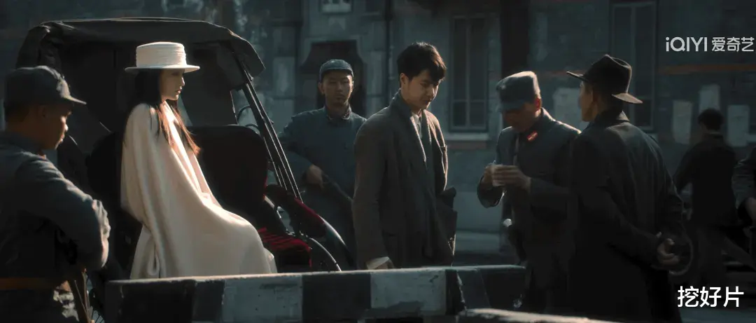 熬夜刷完6集!《追风者》收视夺魁,央八眼光挺「刁钻」