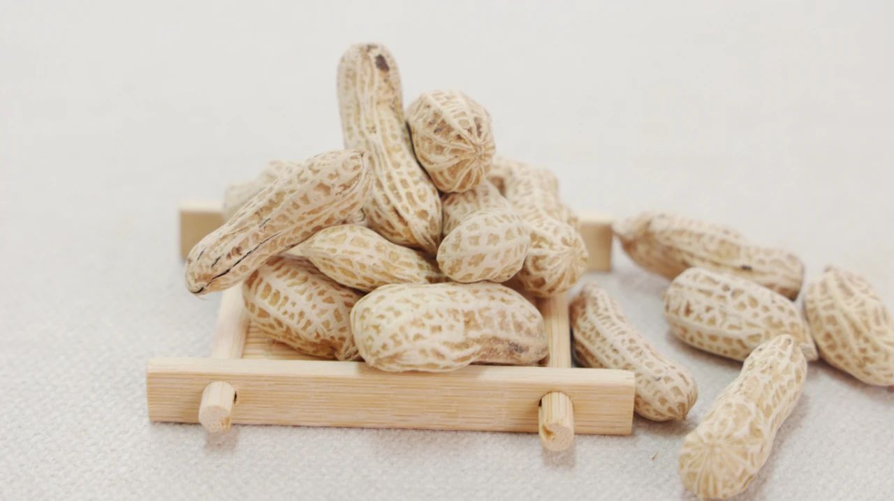 减肥不能碰“花生”？老实说：若想瘦出小蛮腰，请牢记2忌、2吃