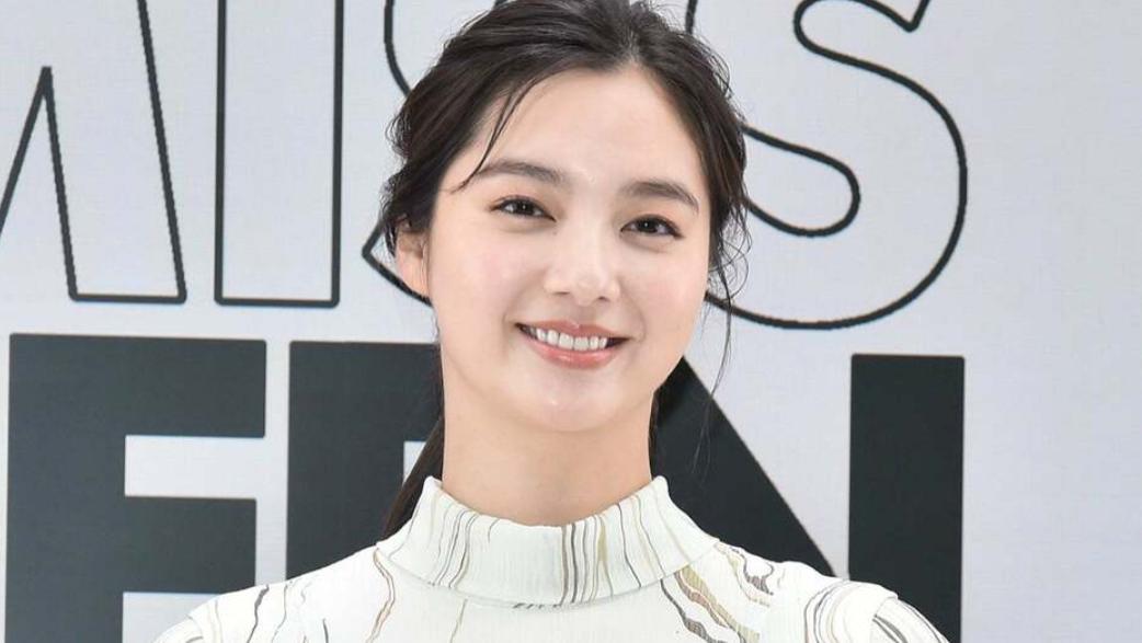 日本女星倒追巴士司机，婚后零花仅200元，网友直呼这爱情太真实