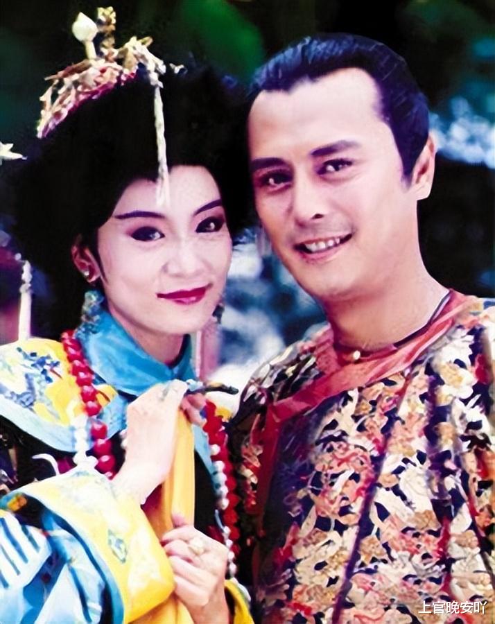 天生“苦相脸”的7位女星，个个愁容满面，面无表情都像是要哭了