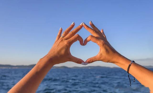 中医提醒:当你不吃这些,脾胃就恢复了80%!