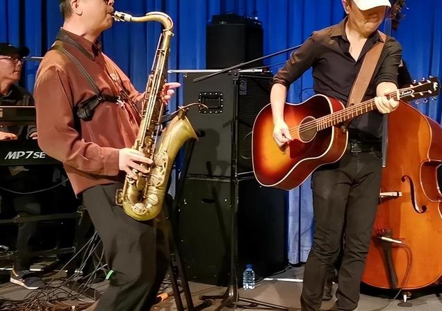 64岁著名音乐家凌晨去世,死因真相得以披露,崔健一句话信息量大