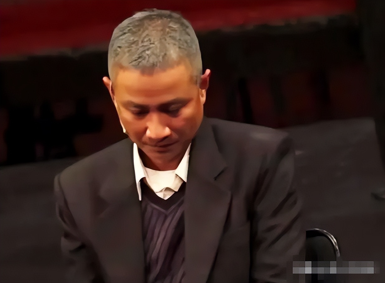 文章最新现身判若两人,姚笛毁掉的不止一个家,更毁了一个好演员