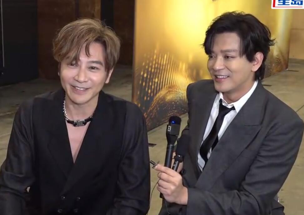 51岁孙耀威和49岁陈晓东同框,娃娃脸和科技脸对比,差距一目了然