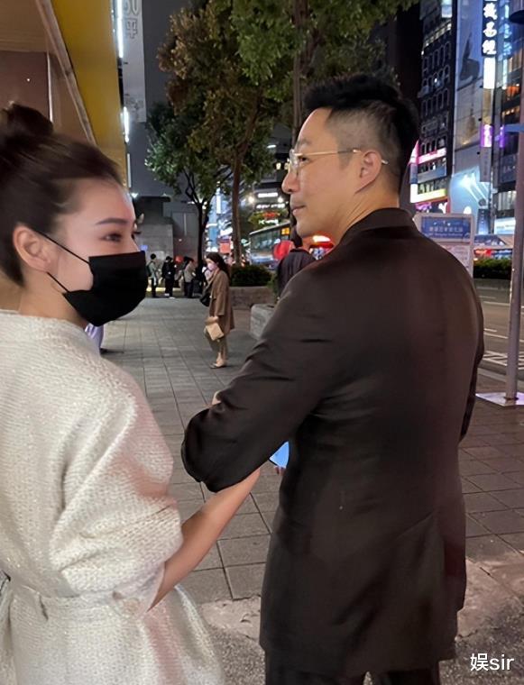 台媒曝马筱梅台北看中医，疑似已怀孕7个月，与张兰婆媳不和，汪小菲回应了