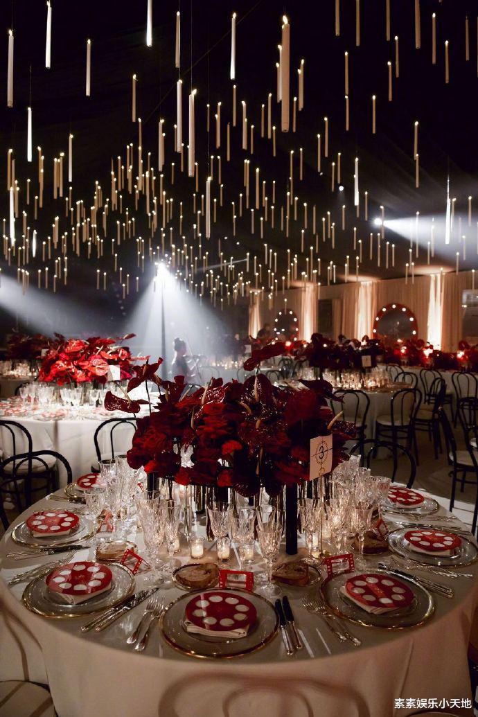 胡杏儿出席吴千语婚礼,富豪老公负责拍美照,女人们都特别幸福