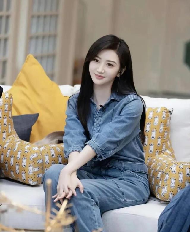 36岁景甜增肥后状态回春,满脸胶原蛋白美到认不出!