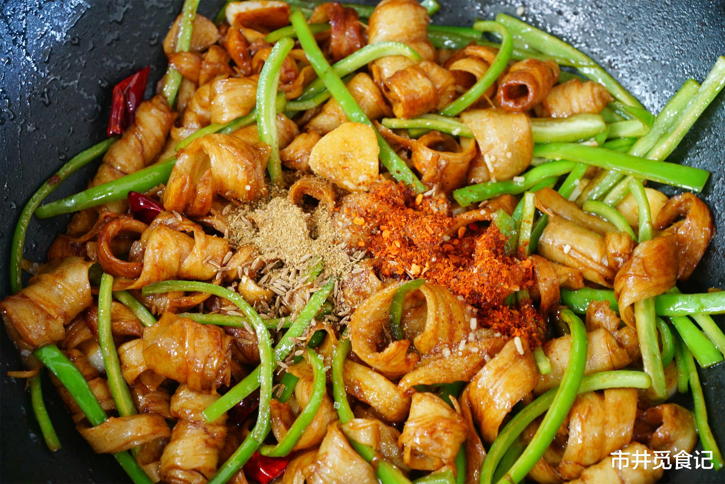 大暑前后，少吃猪肉和辣椒，推荐2道菜，解馋开胃，很适合大热天