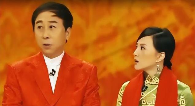 她连登5年春晚是冯巩御用老婆，却被送精神病院，50岁的她怎样了