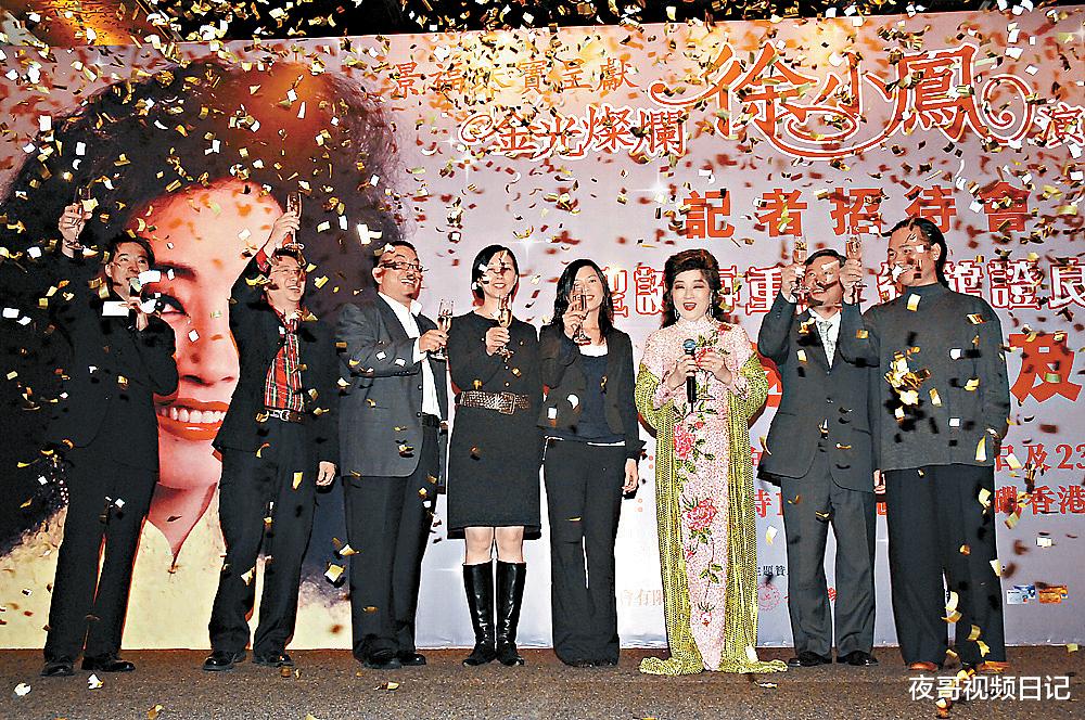 凤姐的美国美甲之路:从网红到追梦者