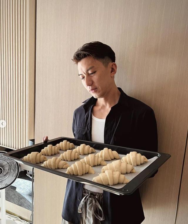 三亿驸马袁伟豪:入赘豪门被嘲到抑郁,宝宝百日宴愁眉苦脸