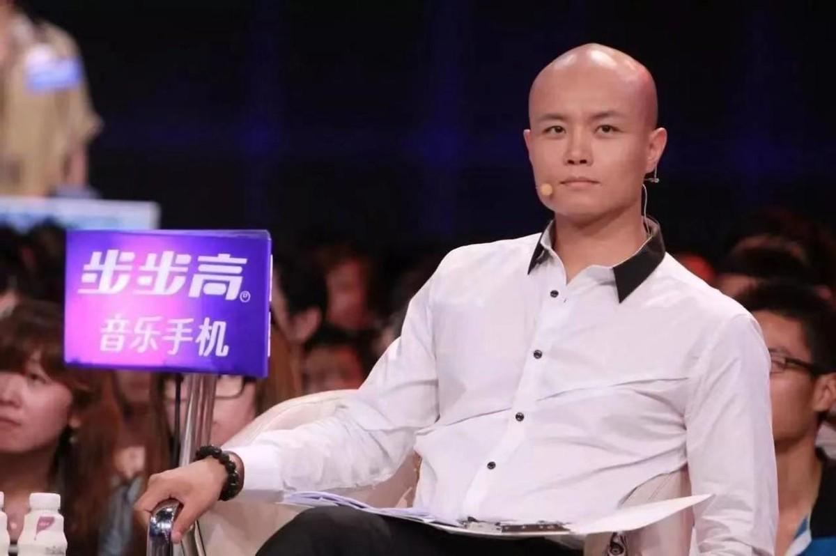 移居美国, 开豪车住豪宅, 48岁的乐嘉, 如今被迫走上了另一条道路