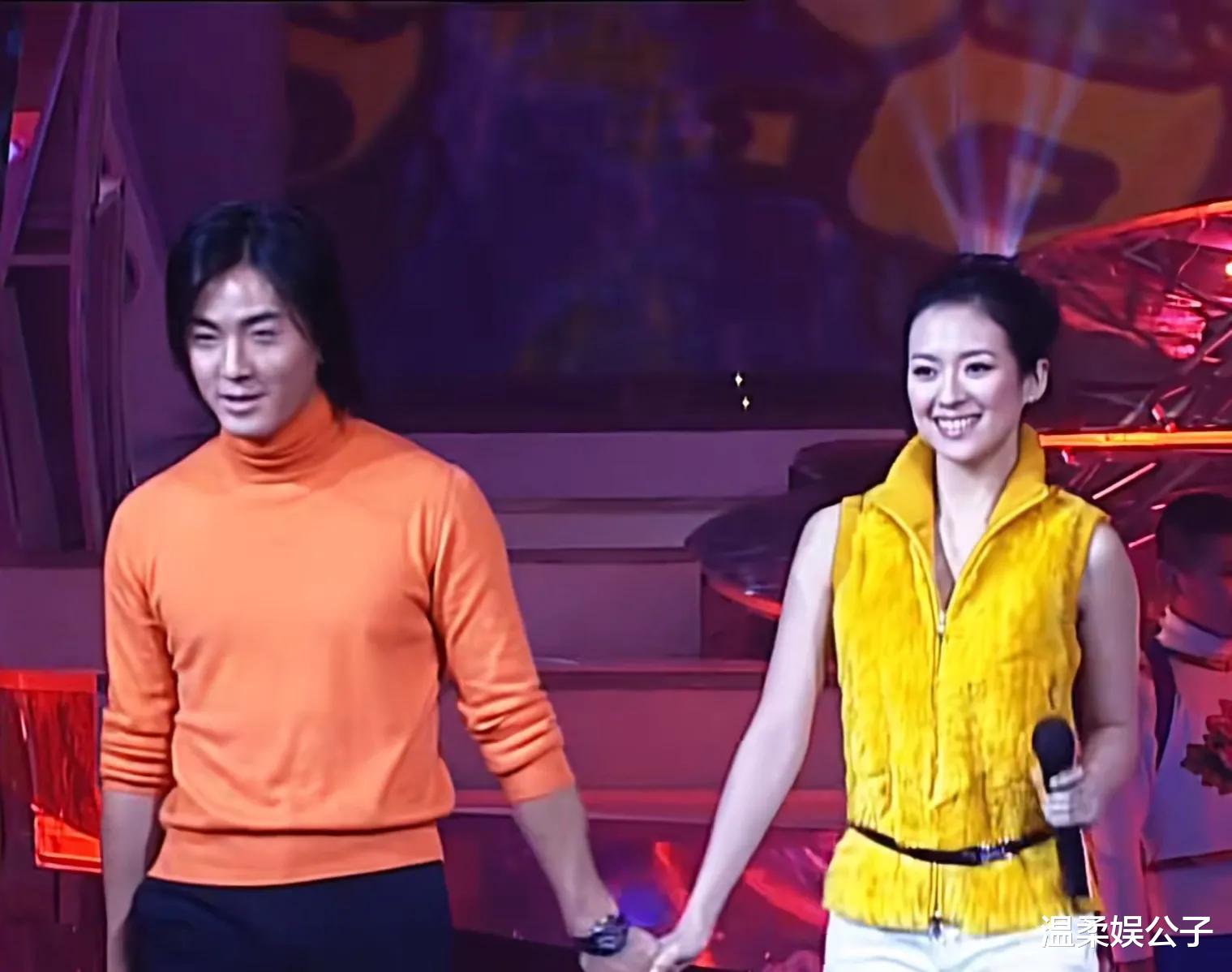 章子怡第一次上春晚,工作人员被其美貌“惊到了”,她当年有多火