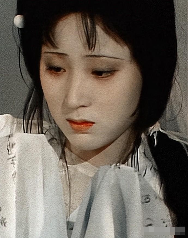 新版林黛玉被质疑，张淼怡发文道歉，网友：还不如张本智和来演！