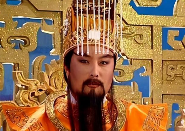 自从演过“如来佛祖”后,他身上就“怪事”不断,甚至惊动外交部