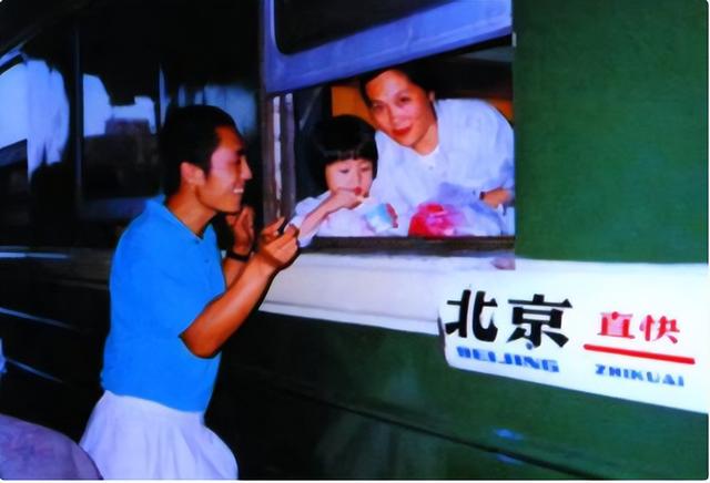 张末:目睹父亲张艺谋两次移情,母亲的悲剧在自己身上重演