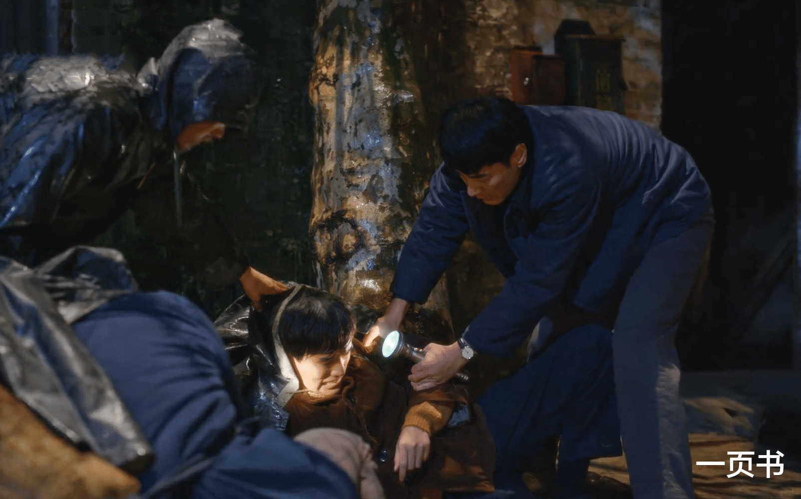 《小巷人家》大结局：最知恩图报的，不是鹏飞、宋莹，而是孙一鸣