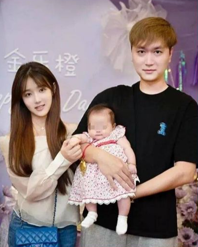 人品没童锦程好？乔妹前夫小小酷翻车，被女主播吐槽：很装情商低