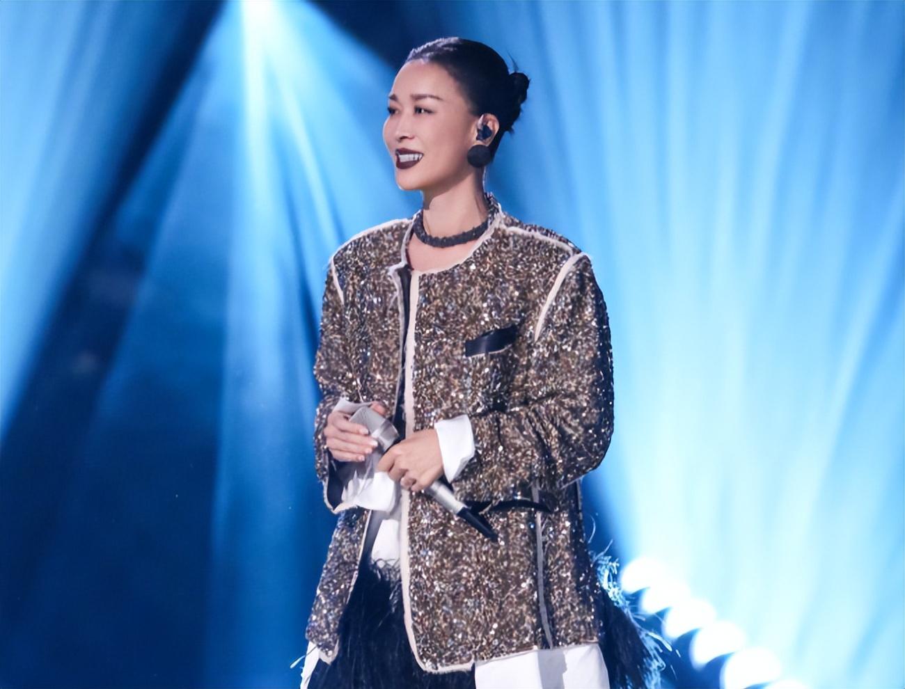 那英|《歌手2024》那英获冠军被指像拿陈昊宇剧本,双方有重合痕迹