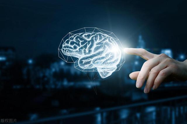 每天跑步5公里，一个月掉秤多少斤？大概3斤纯脂肪