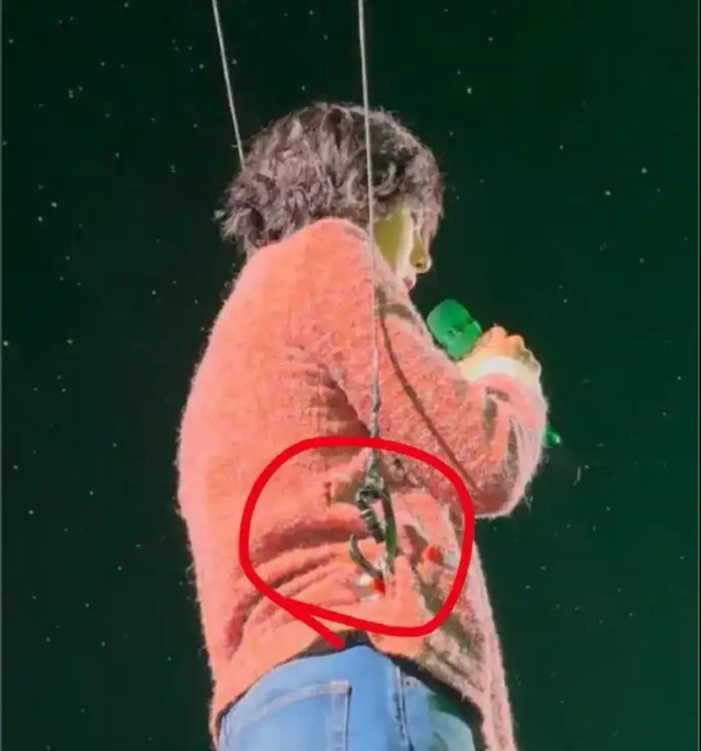 5台元旦晚会收视率PK，芒果台勇夺第一破2，杨幂王一博贡献最大