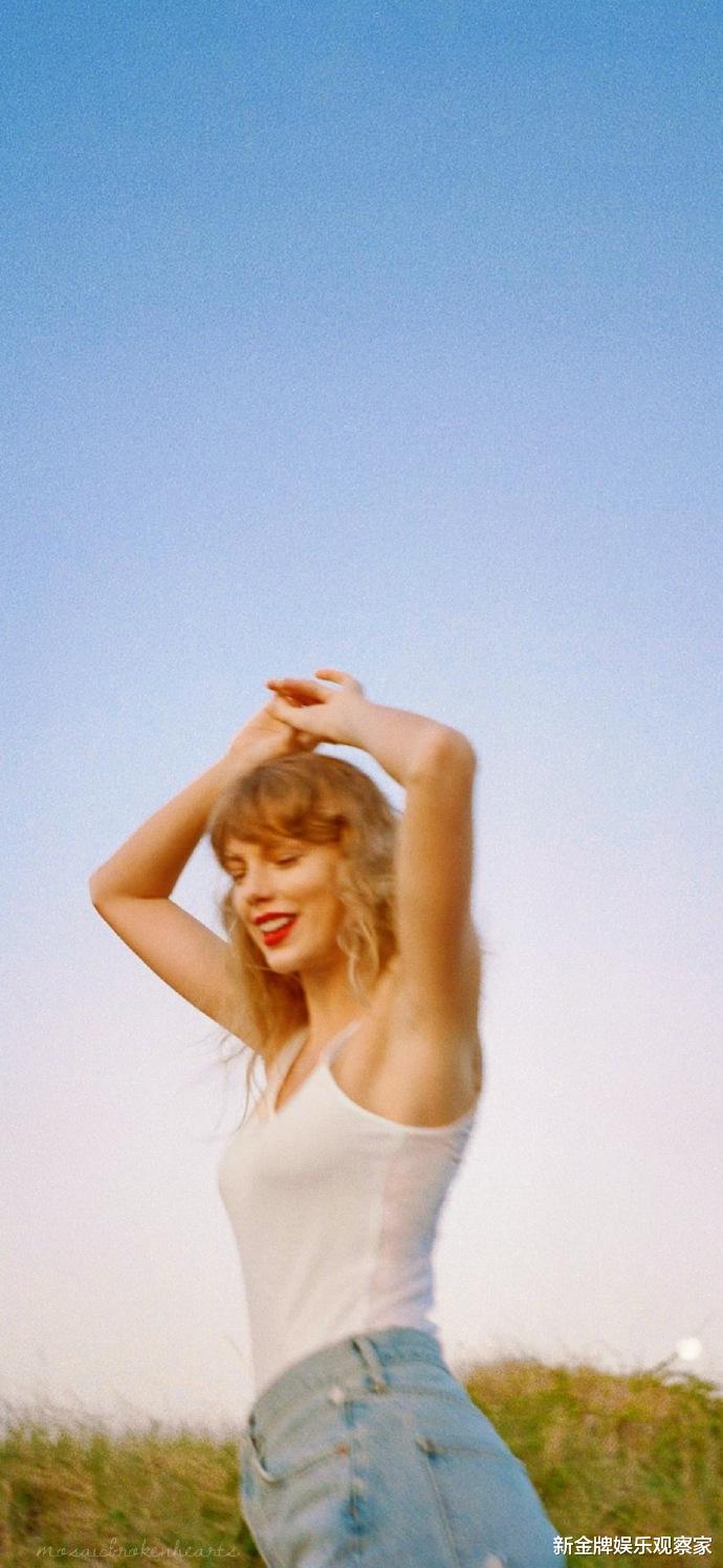 霉霉顶流实锤！新加坡补贴300万美元求她开唱，算下来稳赚不赔？