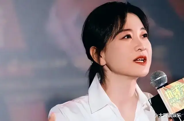 口碑一落千丈!贾玲亮相活动与粉丝互动,花费200万减下的体重又胖了