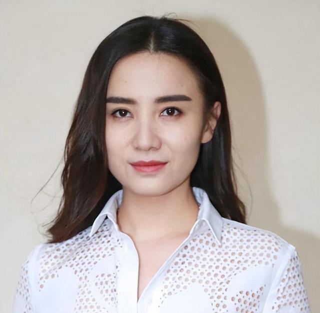 看到宋佳的张桂梅，我才发现内娱留给海清的时间，已经不多了