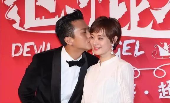 事实证明，45岁生活无法自理的邓超，在人间清醒的路上，越走越远